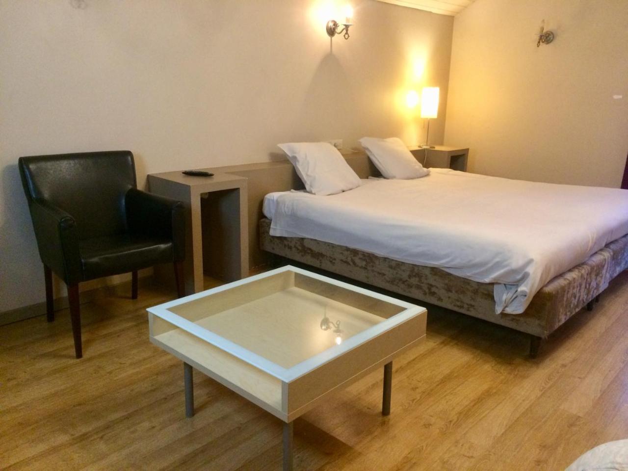 Hotel La Venerie Virton Eksteriør bilde